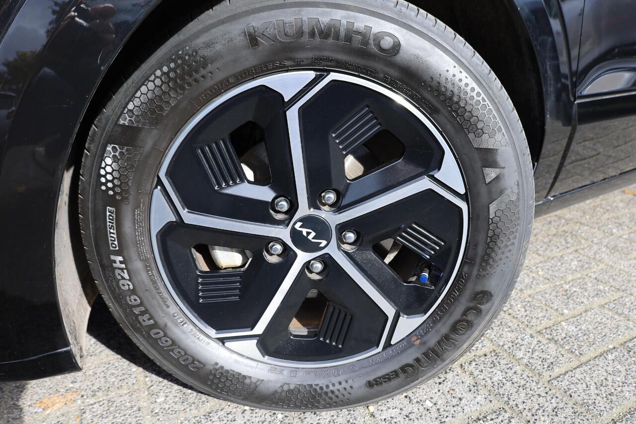 KIA Niro 1.6 GDi PHEV DynamicPlusLine TREKHAAK LEER CARPLAY CAMERA HUD MEMORY PANO STOELVENTILATIE 4XSTOEL/STUURVERW. ADAPTIVE-CRUISE CLIMA NAVI 2XPDC LMV