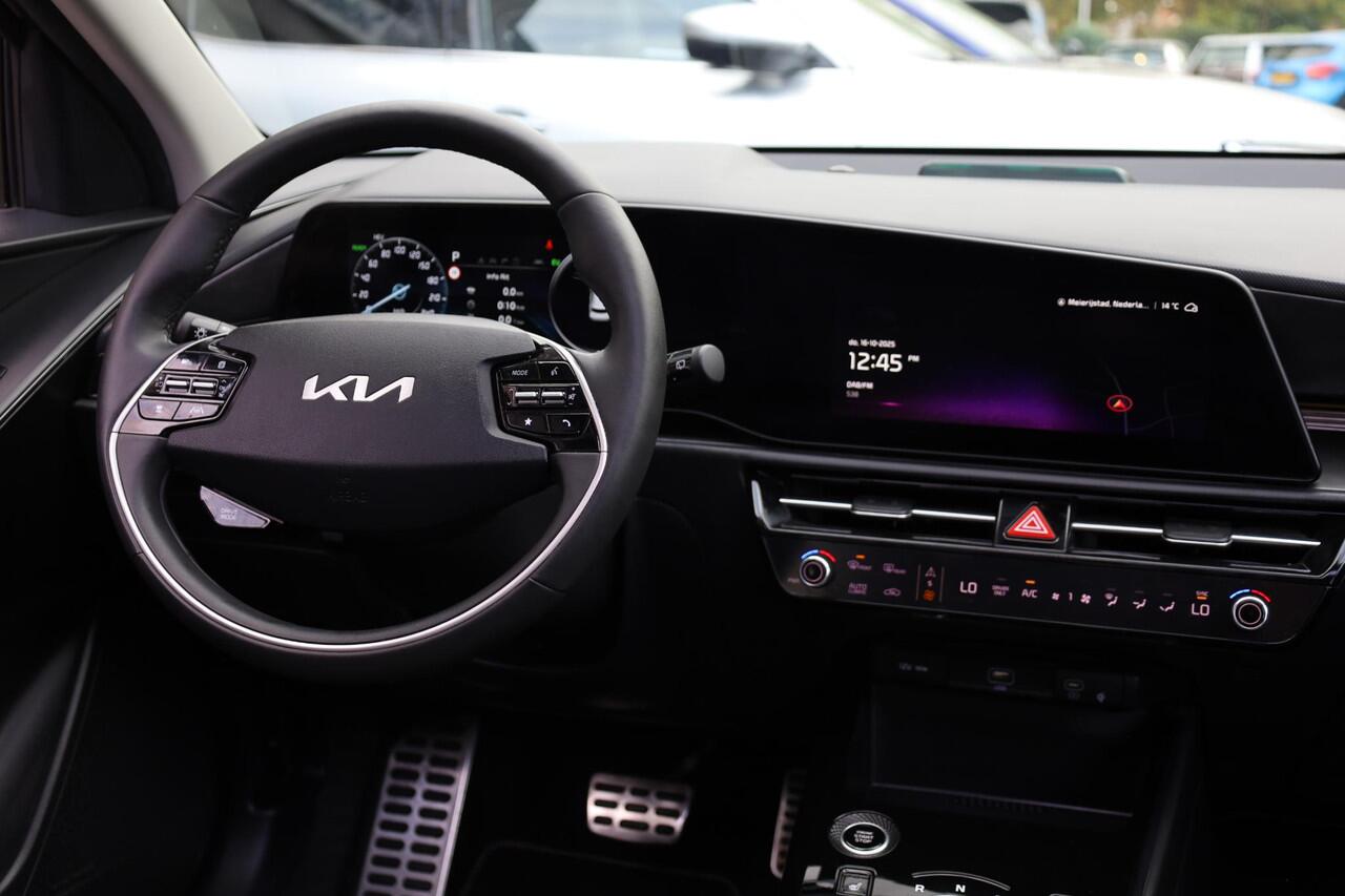 KIA Niro 1.6 GDi PHEV DynamicPlusLine TREKHAAK LEER CARPLAY CAMERA HUD MEMORY PANO STOELVENTILATIE 4XSTOEL/STUURVERW. ADAPTIVE-CRUISE CLIMA NAVI 2XPDC LMV