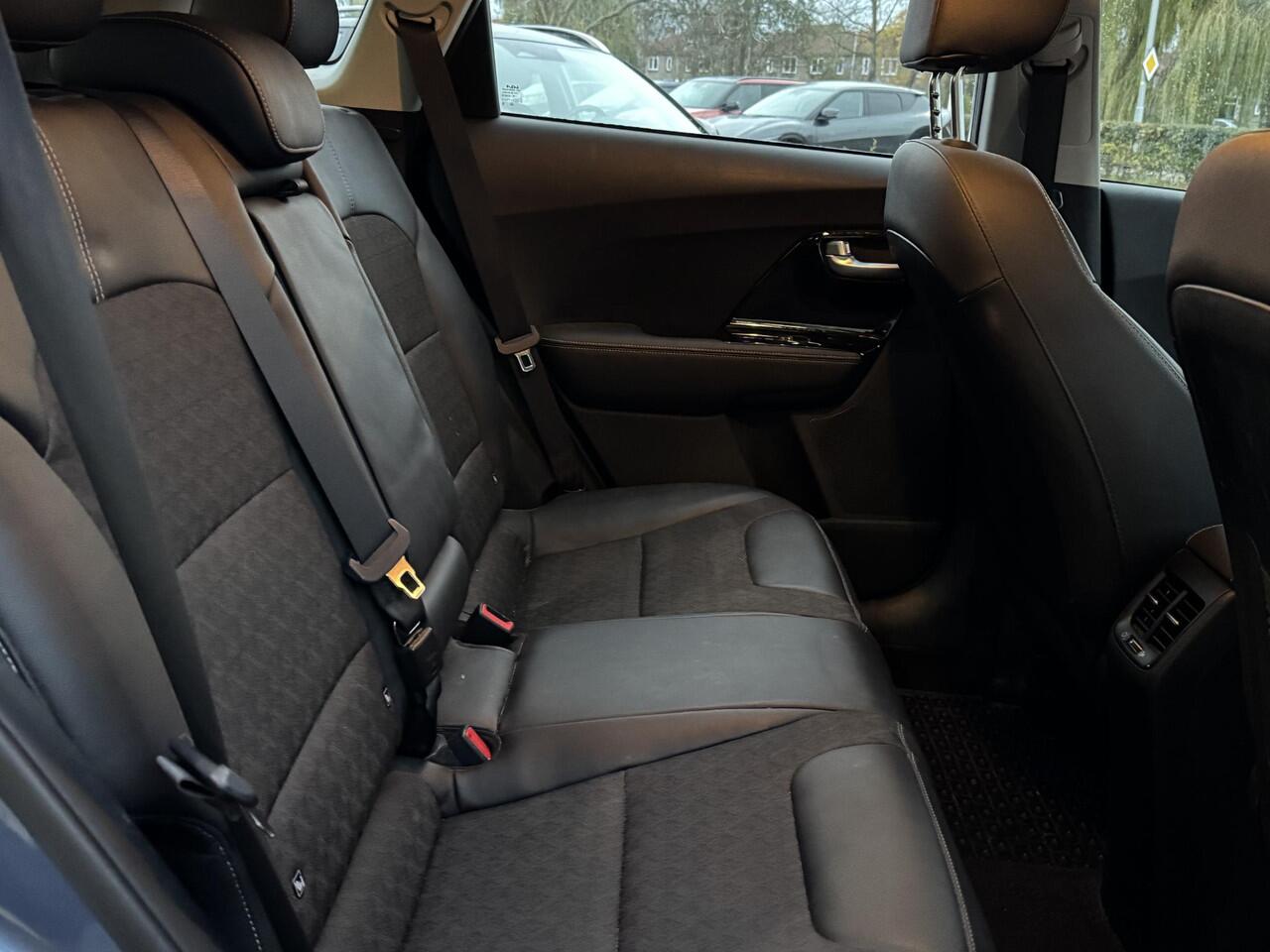 KIA Niro 1.6 GDi PHEV DynamicLine Nieuw geleverd|Dealeronderhouden|1ste eigenaar|lm velgen|achteruitrij camera|Trekhaak