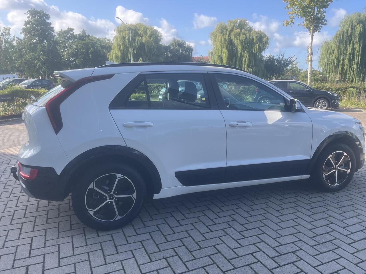 KIA Niro 1.6 GDi Hybrid DynamicLine | Trekhaak | Navigatie | Apple CarPlay/Android Auto | Achteruitrij camera | Lmv | 1e eigenaar!! Dealer onderhouden!!