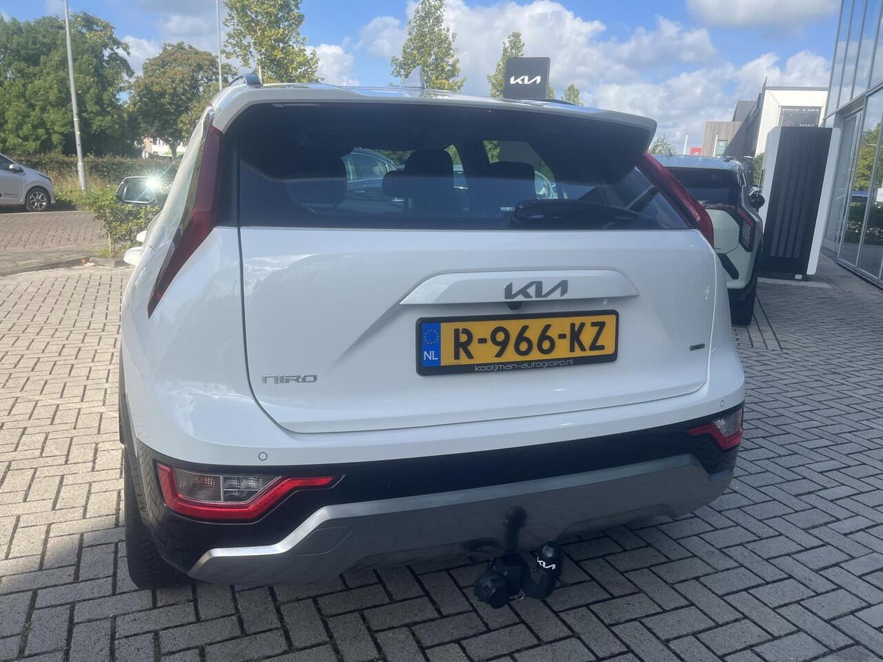 KIA Niro 1.6 GDi Hybrid DynamicLine | Trekhaak | Navigatie | Apple CarPlay/Android Auto | Achteruitrij camera | Lmv | 1e eigenaar!! Dealer onderhouden!!