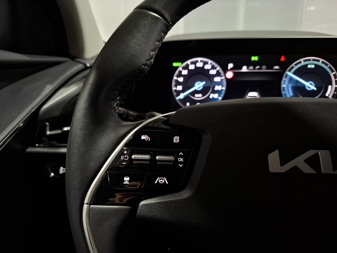 KIA Niro 1.6 GDi Hybrid DynamicLine Apple Carplay/Android Auto, Navigatie, Camera