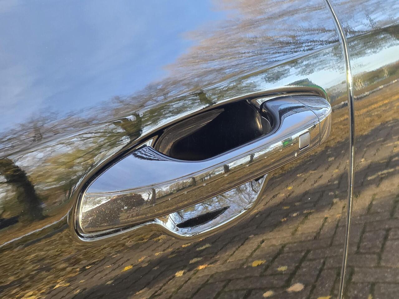 KIA Niro 1.6 GDi Hybrid | ECC | PDC + Camera | Navigatie | LM velgen |