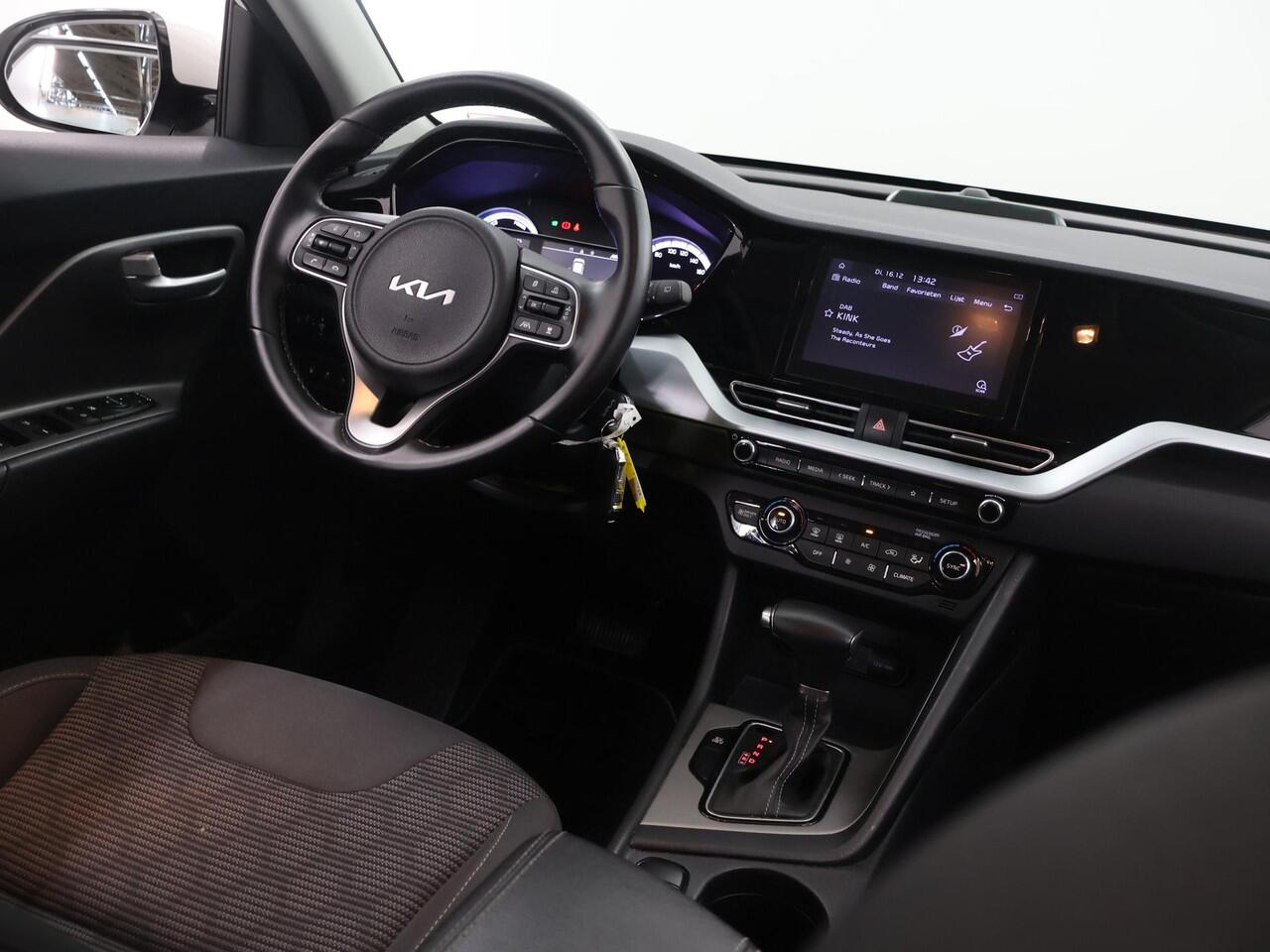 KIA Niro 1.6 GDi PHEV DynamicLine Edition | Parkeercamera | Cruise Control Adaptief | Climate Control |Navigatie via Carplay |
