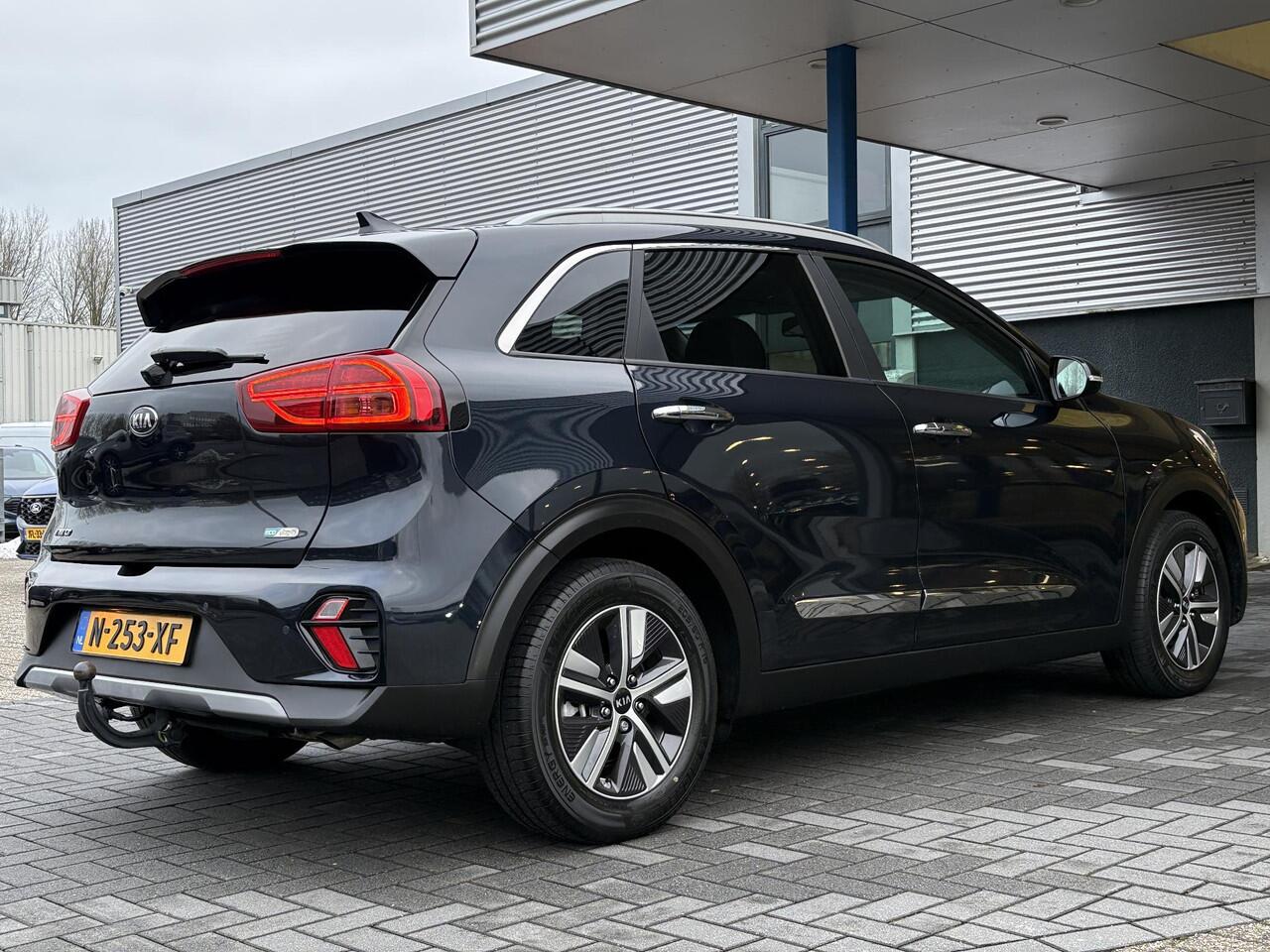 KIA Niro 1.6 GDi PHEV ExecutiveLine | Trekhaak | Leder | Schuifdak | Stoelverwarming/koeling | Adaptive cruise control | JBL audio | Geheugenstoelen | Camera