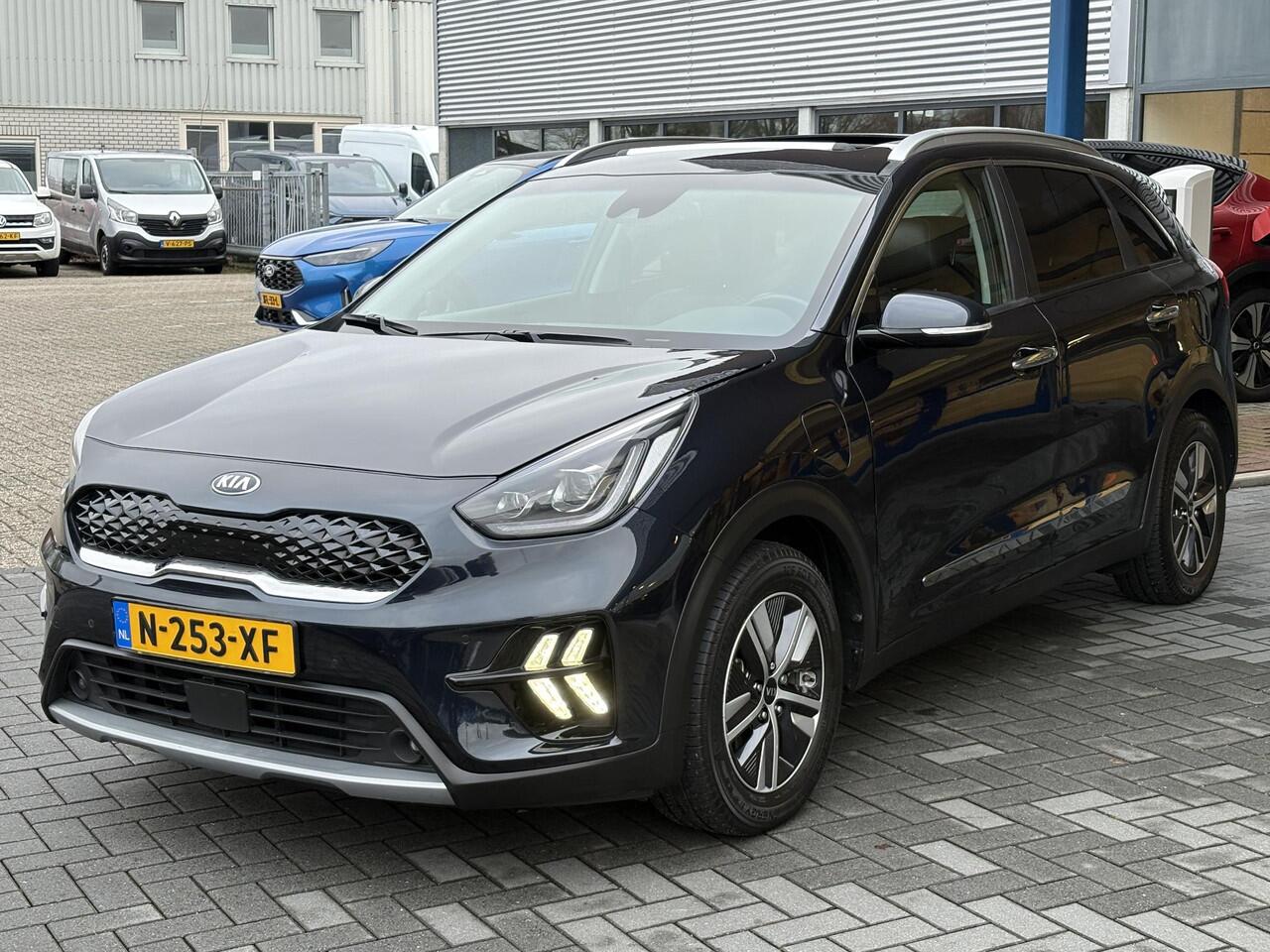 KIA Niro 1.6 GDi PHEV ExecutiveLine | Trekhaak | Leder | Schuifdak | Stoelverwarming/koeling | Adaptive cruise control | JBL audio | Geheugenstoelen | Camera