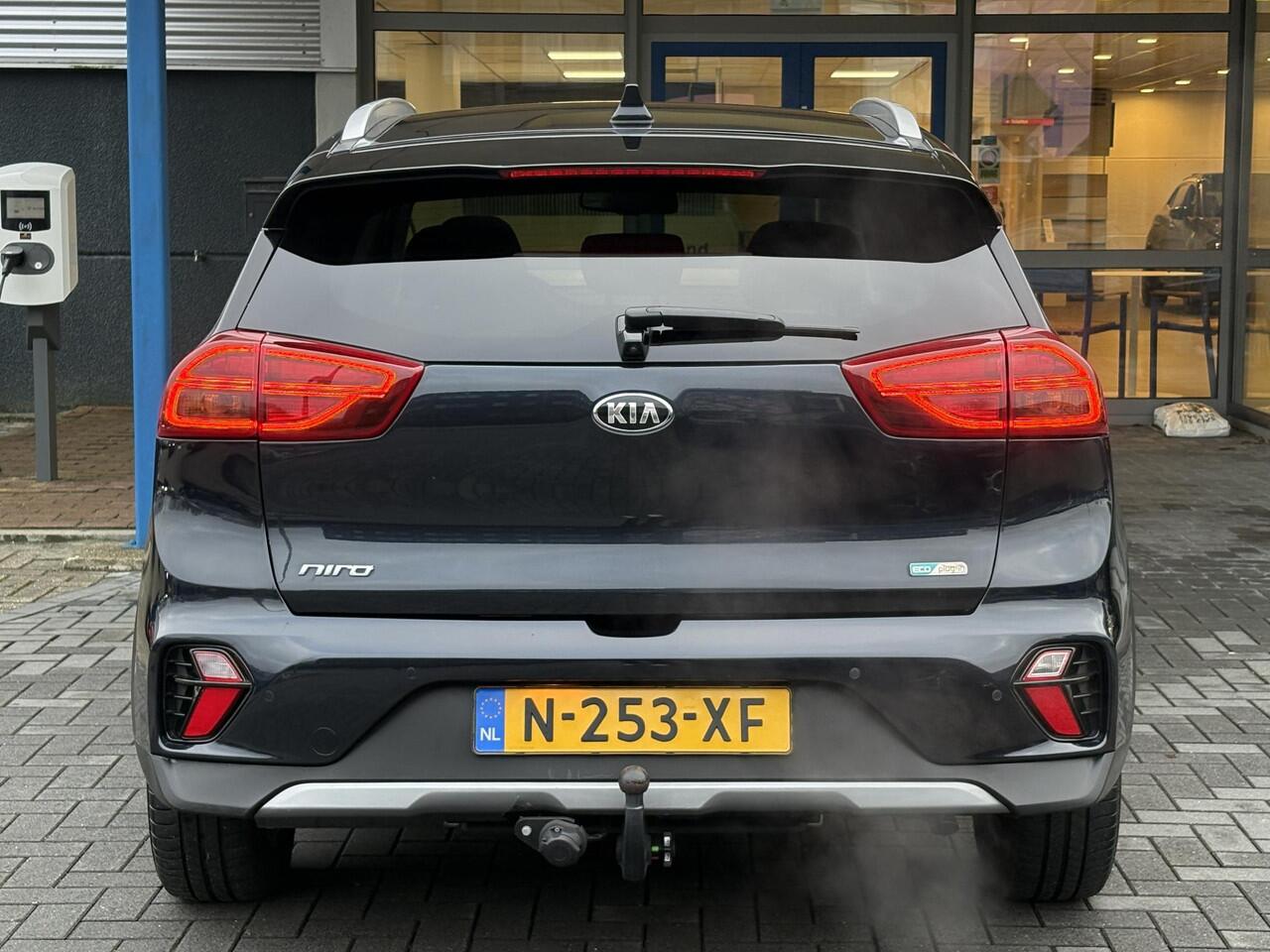 KIA Niro 1.6 GDi PHEV ExecutiveLine | Trekhaak | Leder | Schuifdak | Stoelverwarming/koeling | Adaptive cruise control | JBL audio | Geheugenstoelen | Camera