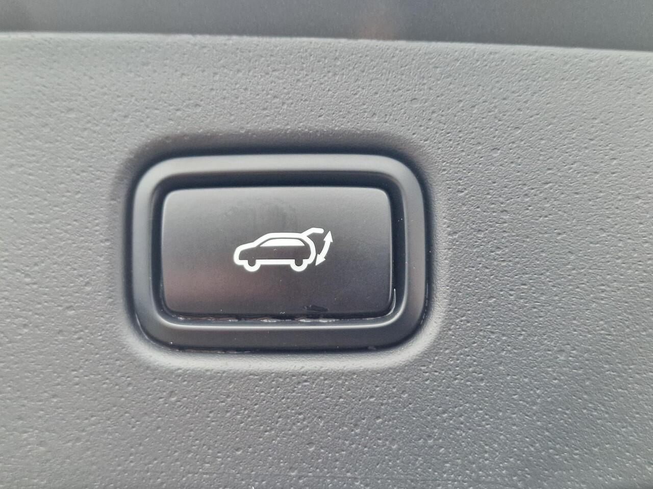 KIA Niro 1.6 GDi Hybrid DynamicPlusLine Schuif/kanteldak, 1e eign. Nieuw geleverd en dealeronderhouden, Dodehoekdetectie, Stoel- & Stuurwiel verwarmd, LMV, Smart Key