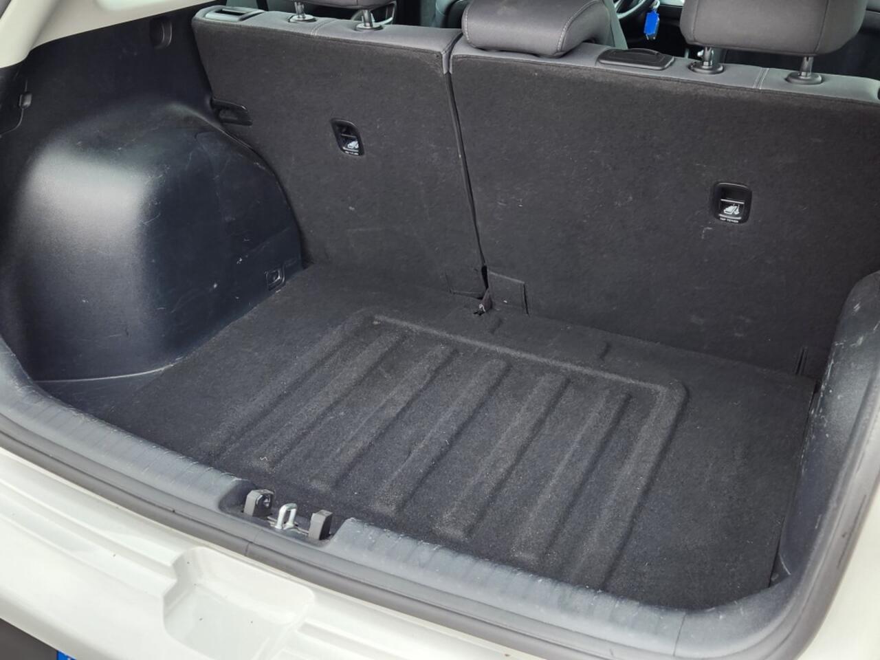 KIA Niro 1.6 GDi, Comforline, Clima, Cruise, Apple/Android, Camera