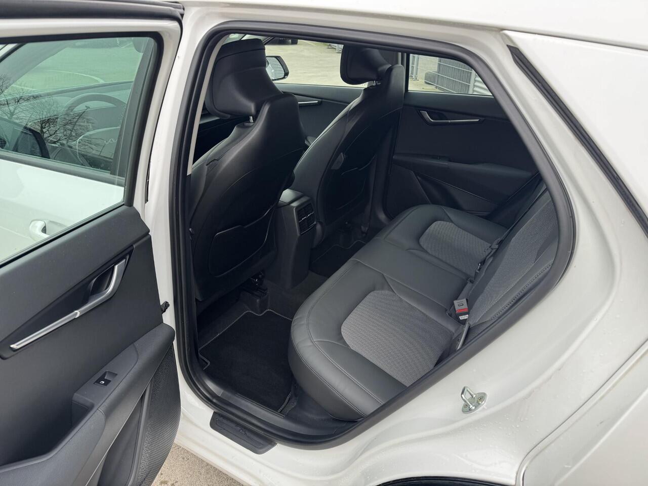 KIA Niro 1.6 GDi Hybrid DynamicLine NW door ons geleverd & onderhouden !