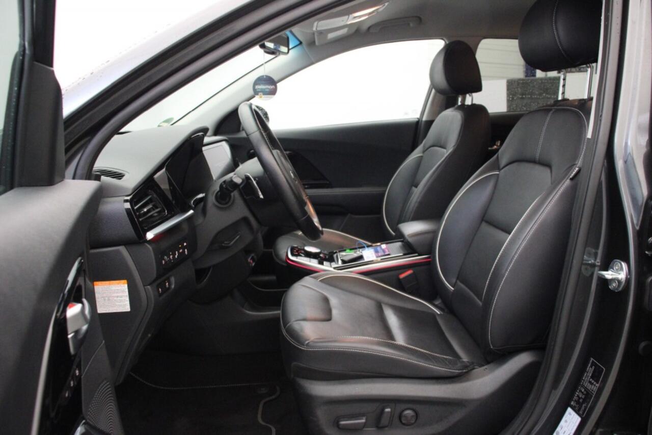 KIA Niro E-Niro DynamicPlusLine 64 kWh - Carplay, Camera, Leer, JBL, Memory, Stoelverw. SOH 100%