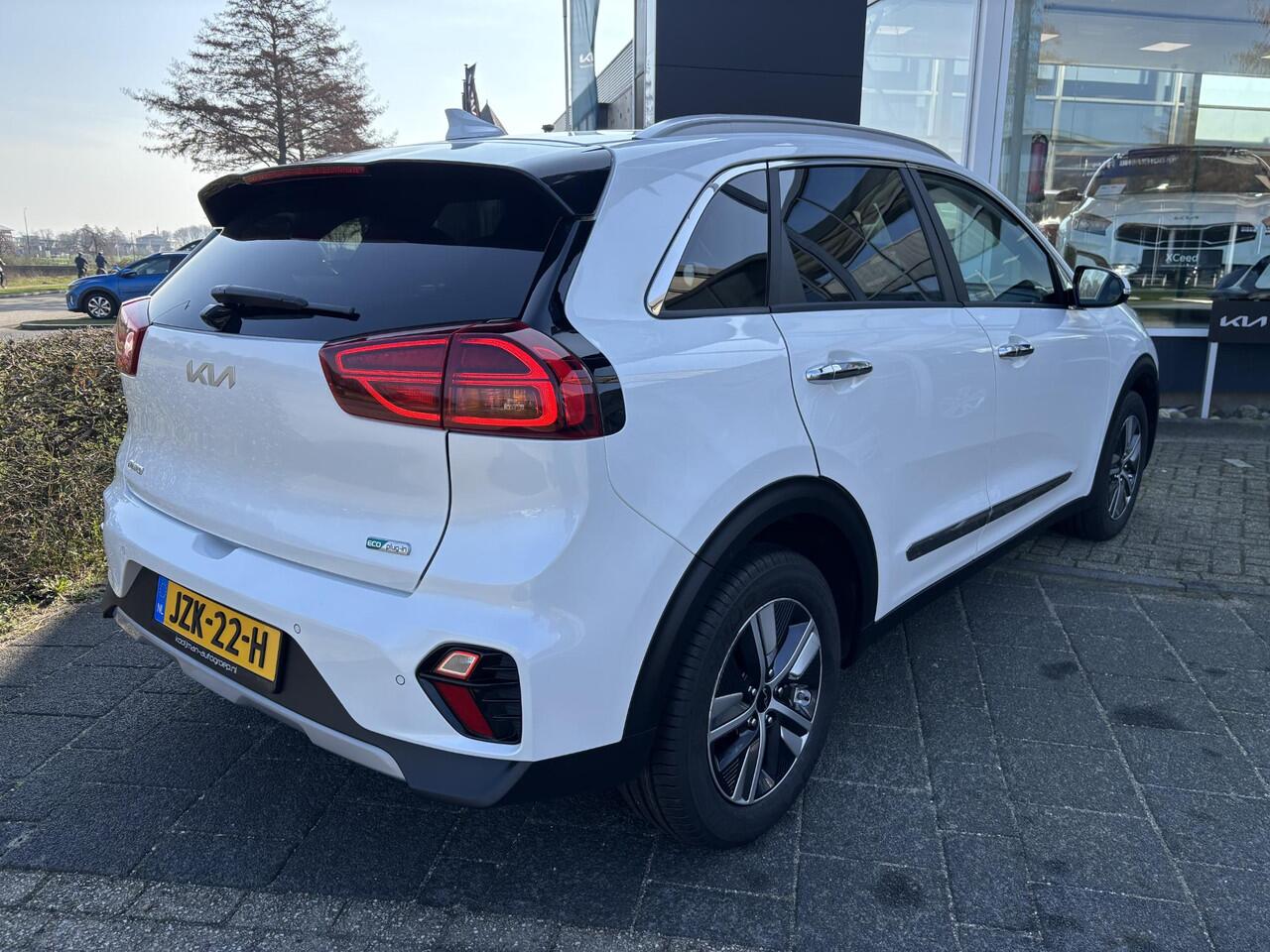 KIA Niro 1.6 GDi PHEV ExecutiveLine Stoelverwarming/Ventilatie, Navigatie, Dodehoekassistentie, JBL, Adaptieve Cruise Control, Enz...