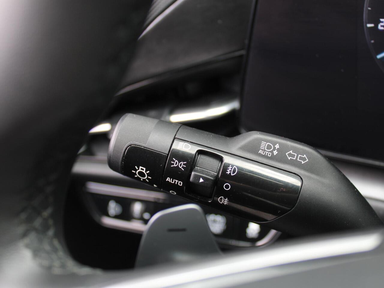 KIA Niro 1.6 GDi Hybrid DynamicLine | Camera | Cruise adapt. | Clima | 16" LM | Navi | Keyless |