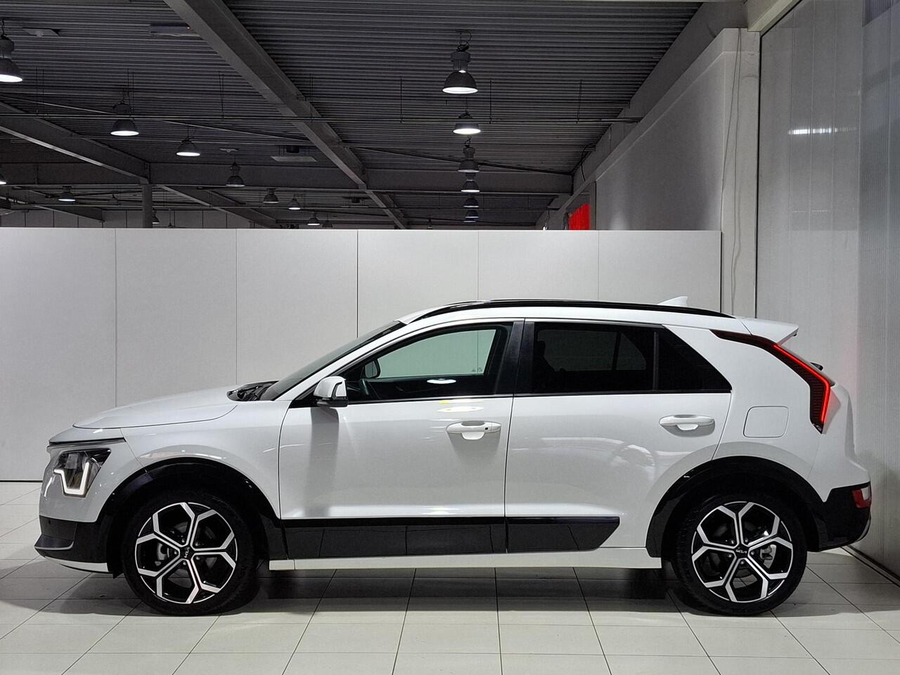 KIA Niro 1.6 GDi Hybrid DynamicLine 18 inch, Apple Carplay/Android Auto, Navigatie, camera