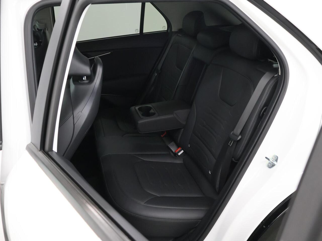 KIA Niro 1.6 GDi Hybrid DynamicPlusLine | Panoramadak | Stoel/Stuurwielverwarming | Head-Up Display | Dodehoek detectie |