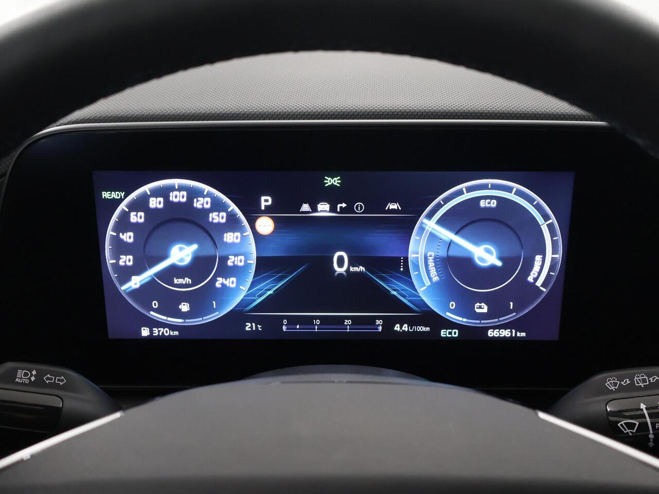 KIA Niro 1.6 GDi Hybrid DynamicPlusLine | Panoramadak | Stoel/Stuurwielverwarming | Head-Up Display | Dodehoek detectie |