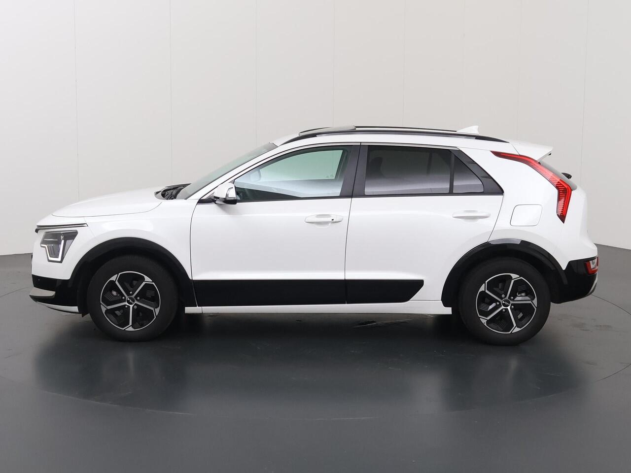 KIA Niro 1.6 GDi Hybrid DynamicPlusLine | Panoramadak | Stoel/Stuurwielverwarming | Head-Up Display | Dodehoek detectie |