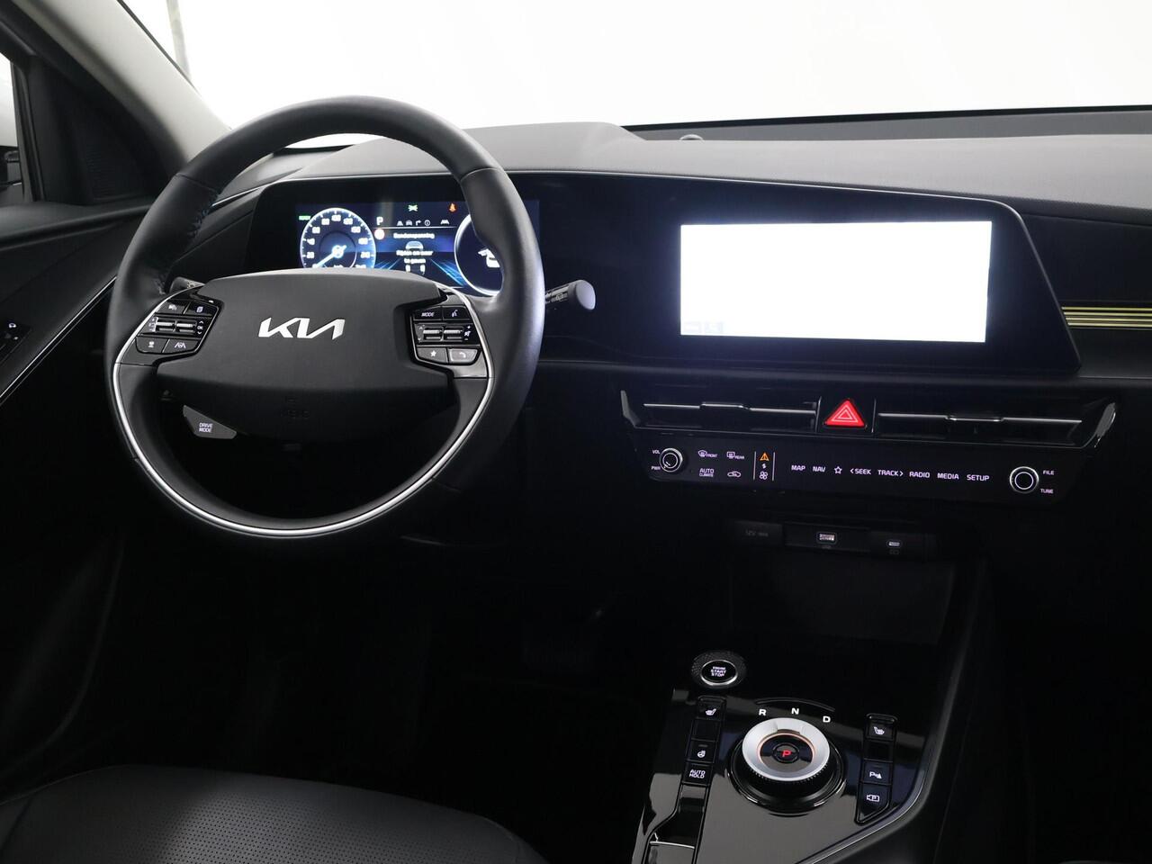 KIA Niro 1.6 GDi Hybrid DynamicPlusLine | Panoramadak | Stoel/Stuurwielverwarming | Head-Up Display | Dodehoek detectie |