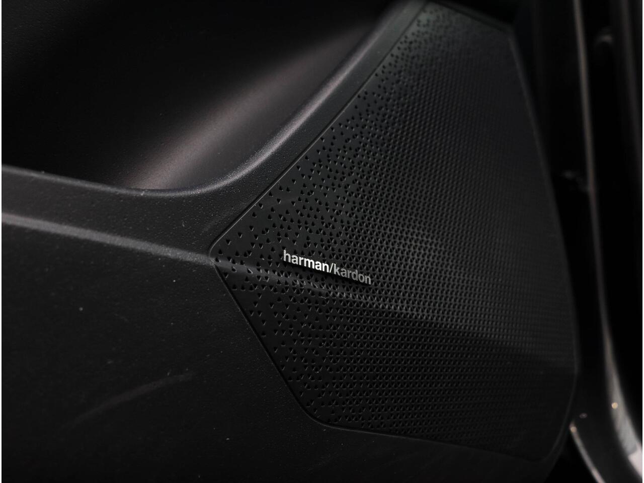 KIA Niro 1.6 GDi Hybrid ExecutiveLine Harman Kardon Panoramadak 18''