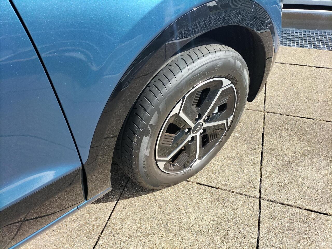 KIA Niro 1.6 GDi Hybrid DynamicLine Navigatie / Camera / Slechts 21.000KM