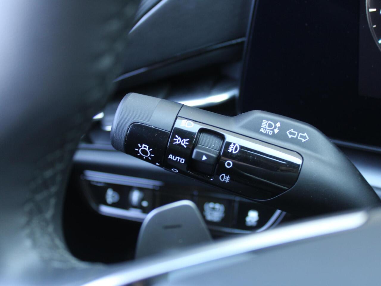 KIA Niro 1.6 GDi Hybrid DynamicLine | Camera | Cruise adapt. | Clima | 16" LM | Navi | Keyless |