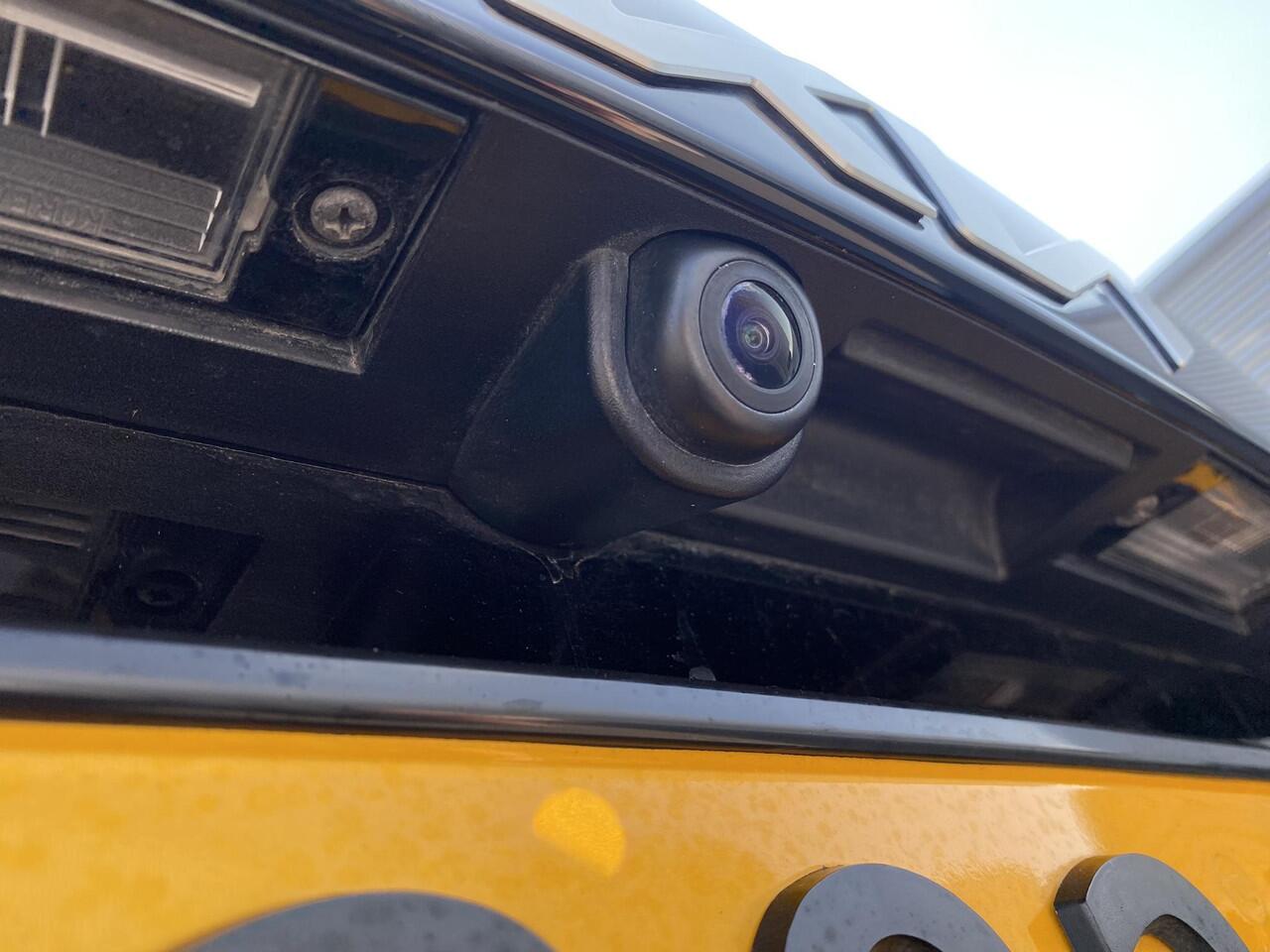 KIA Niro 1.6 GDi Hybrid ExecutiveLine DEMOVOORDEEL! Schuif-/kanteldak, Leder, Seat memory, 18", Dodehoekdetectie, Stoelkoeling + verwarming,