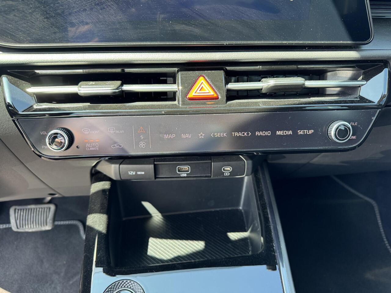 KIA Niro 1.6 GDi Hybrid DynamicLine Nav|Camera|Lmv