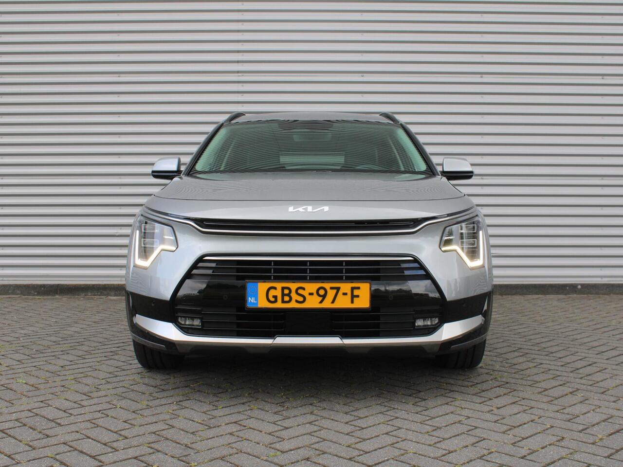 KIA Niro 1.6 GDi Hybrid DynamicPlusLine | Schuif-/kanteldak | Stuur-/stoelverwarming | Cruise adapt. | Camera | Clima | 16" LM |