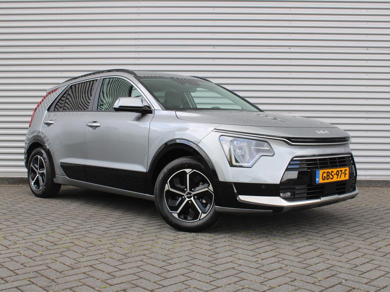 KIA Niro 1.6 GDi Hybrid DynamicPlusLine | Schuif-/kanteldak | Stuur-/stoelverwarming | Cruise adapt. | Camera | Clima | 16" LM |