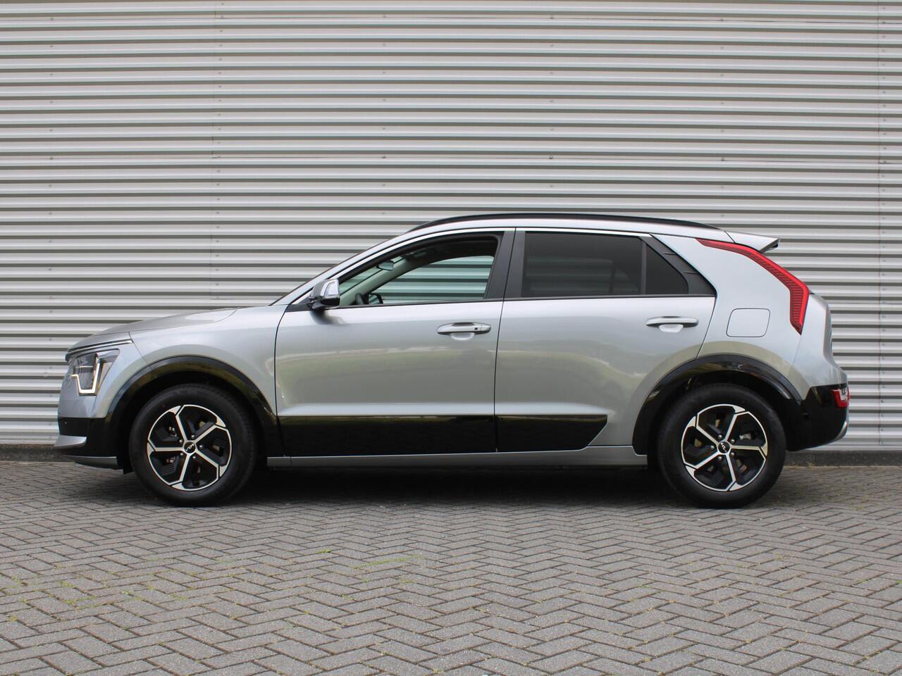 KIA Niro 1.6 GDi Hybrid DynamicPlusLine | Schuif-/kanteldak | Stuur-/stoelverwarming | Cruise adapt. | Camera | Clima | 16" LM |