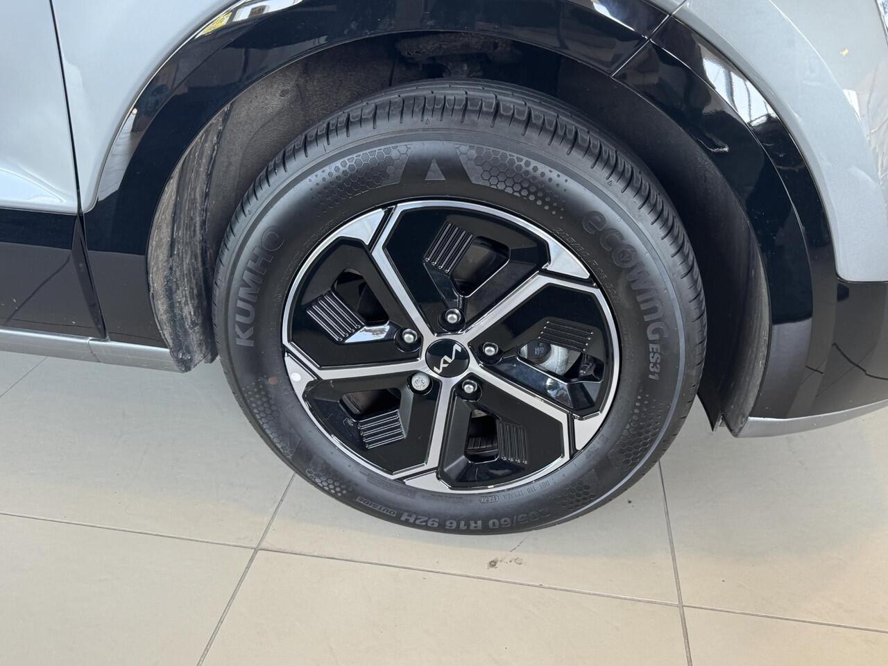 KIA Niro 1.6 GDi Hybrid DynamicLine