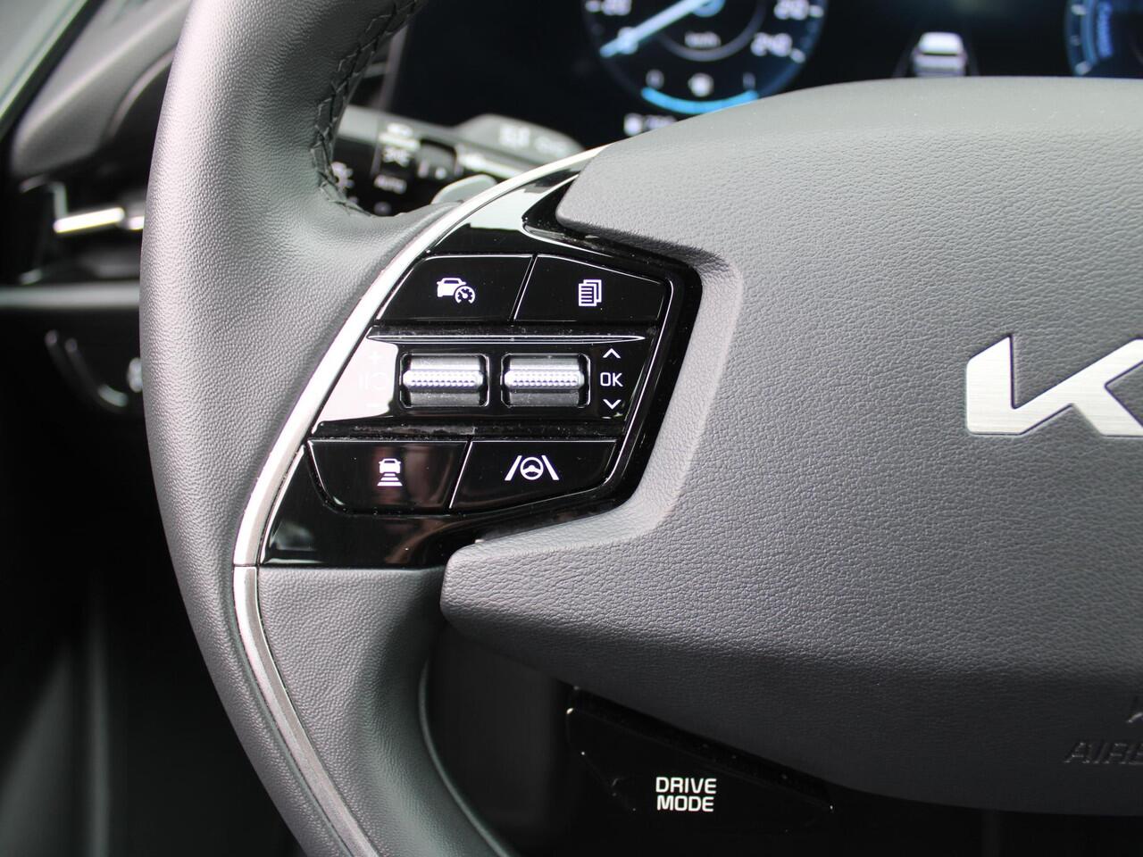 KIA Niro 1.6 GDi Hybrid DynamicLine | Camera | Cruise adapt. | Clima | 16" LM | Navi | Keyless |