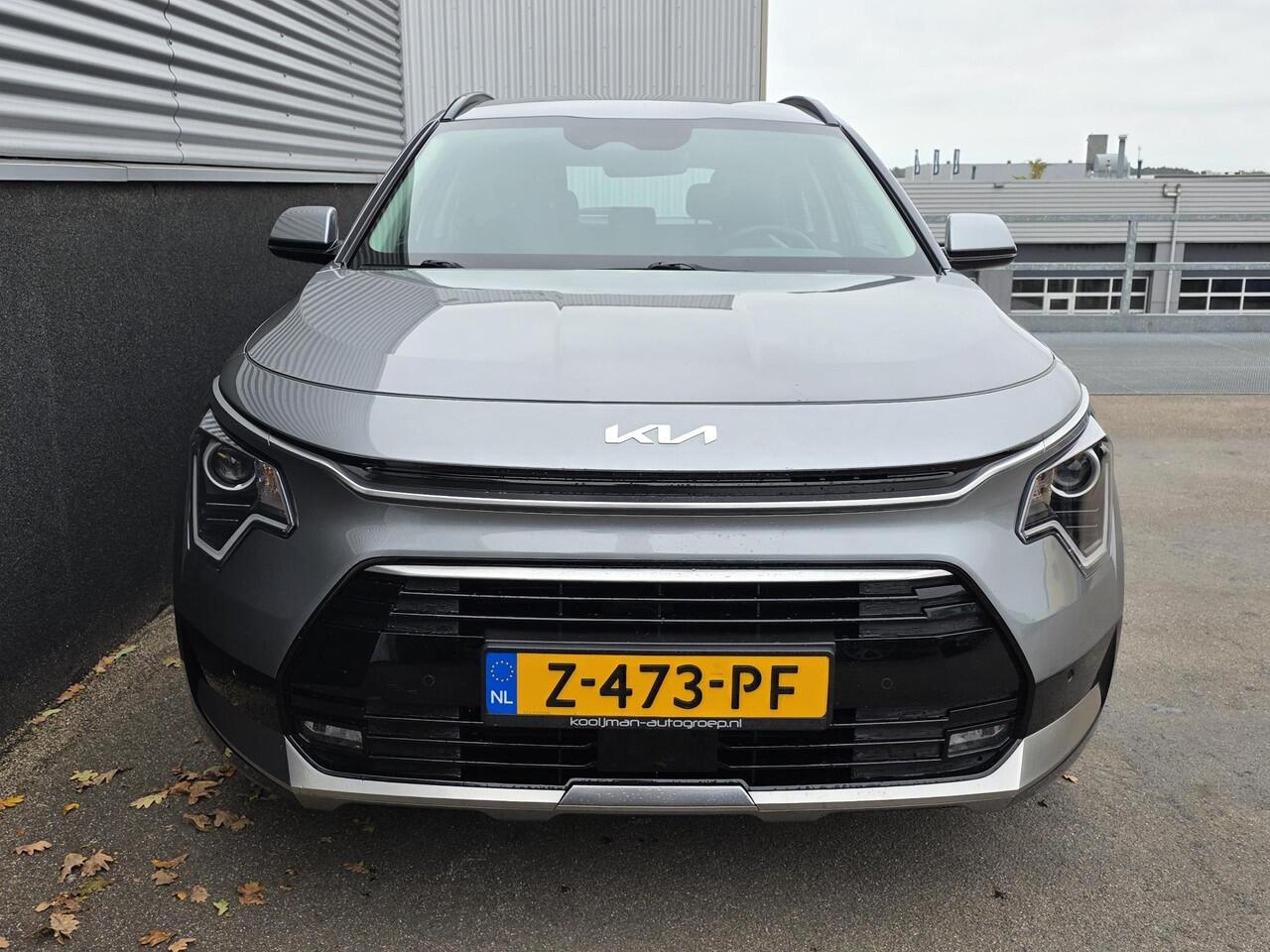 KIA Niro 1.6 GDi Hybrid DynamicLine Trekhaak, navigatie Apple CarPlay/Android Auto, NL-AUTO! parkeersensoren v&a, achteruitrij camera, adaptieve cruise control, BTW-auto