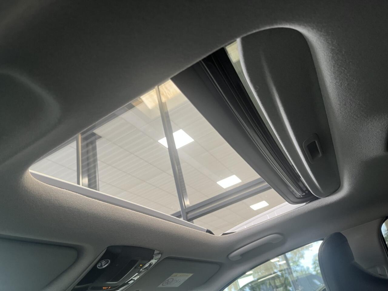 KIA Niro DynamicPlusLine 64.8 kWh | Schuifdak | Stoel-/stuurverwarming