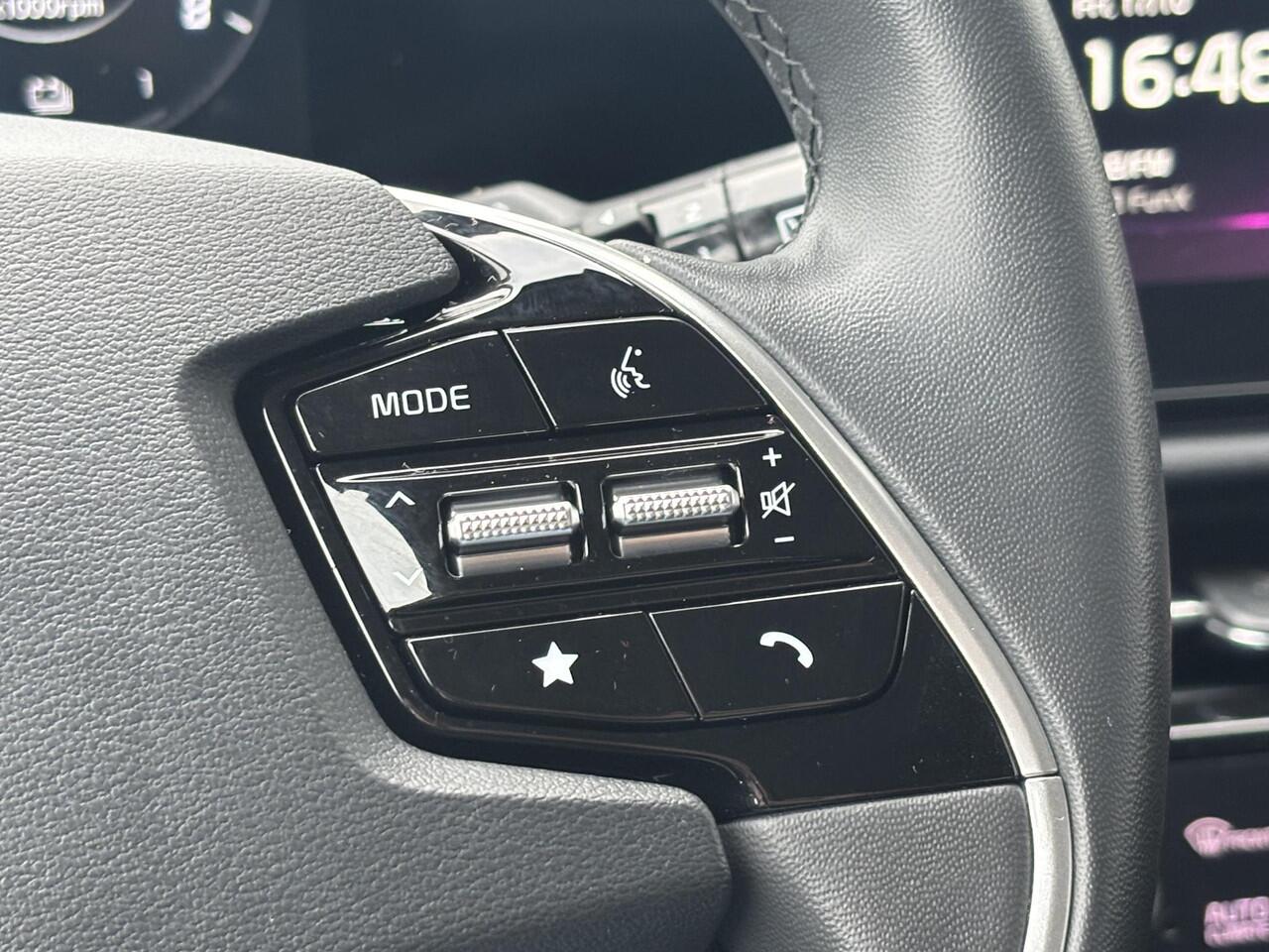 KIA Niro 1.6 GDi Hybrid DynamicLine Trekhaak, navigatie Apple CarPlay/Android Auto, NL-AUTO! parkeersensoren v&a, achteruitrij camera, adaptieve cruise control, BTW-auto