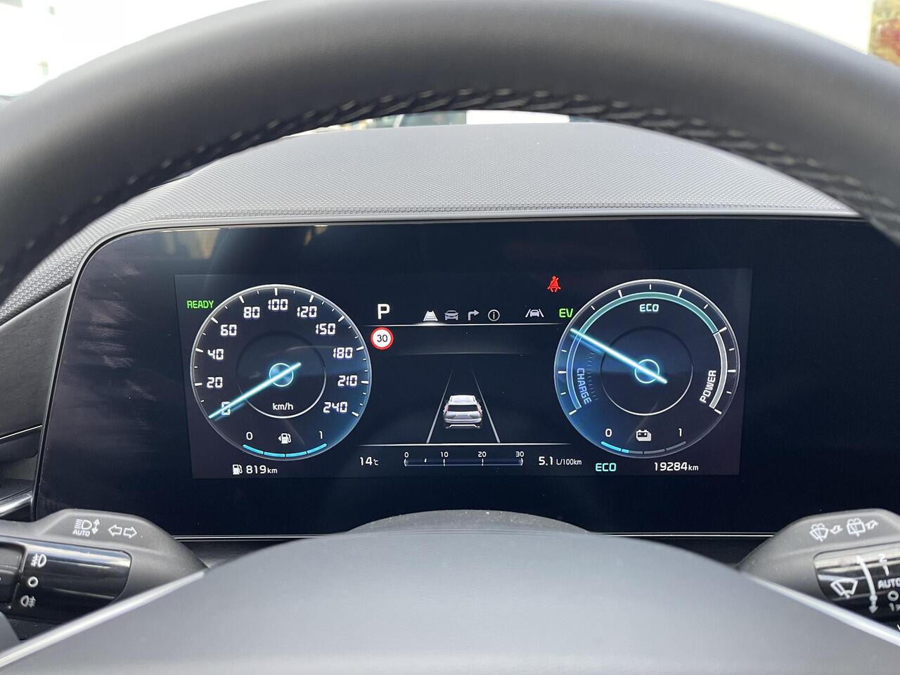 KIA Niro 1.6 GDi Hybrid DynamicLine Trekhaak | Climate controle | Cruise control adaptieve | Navigatie | Achteruitrijcamera