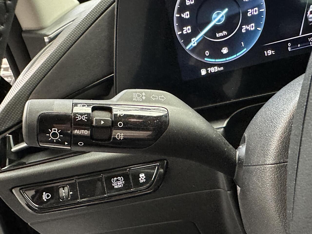 KIA Niro 1.6 GDi Hybrid DynamicLine TREKHAAK / ACHTERUITRIJCAMERA / NAVIGATIE