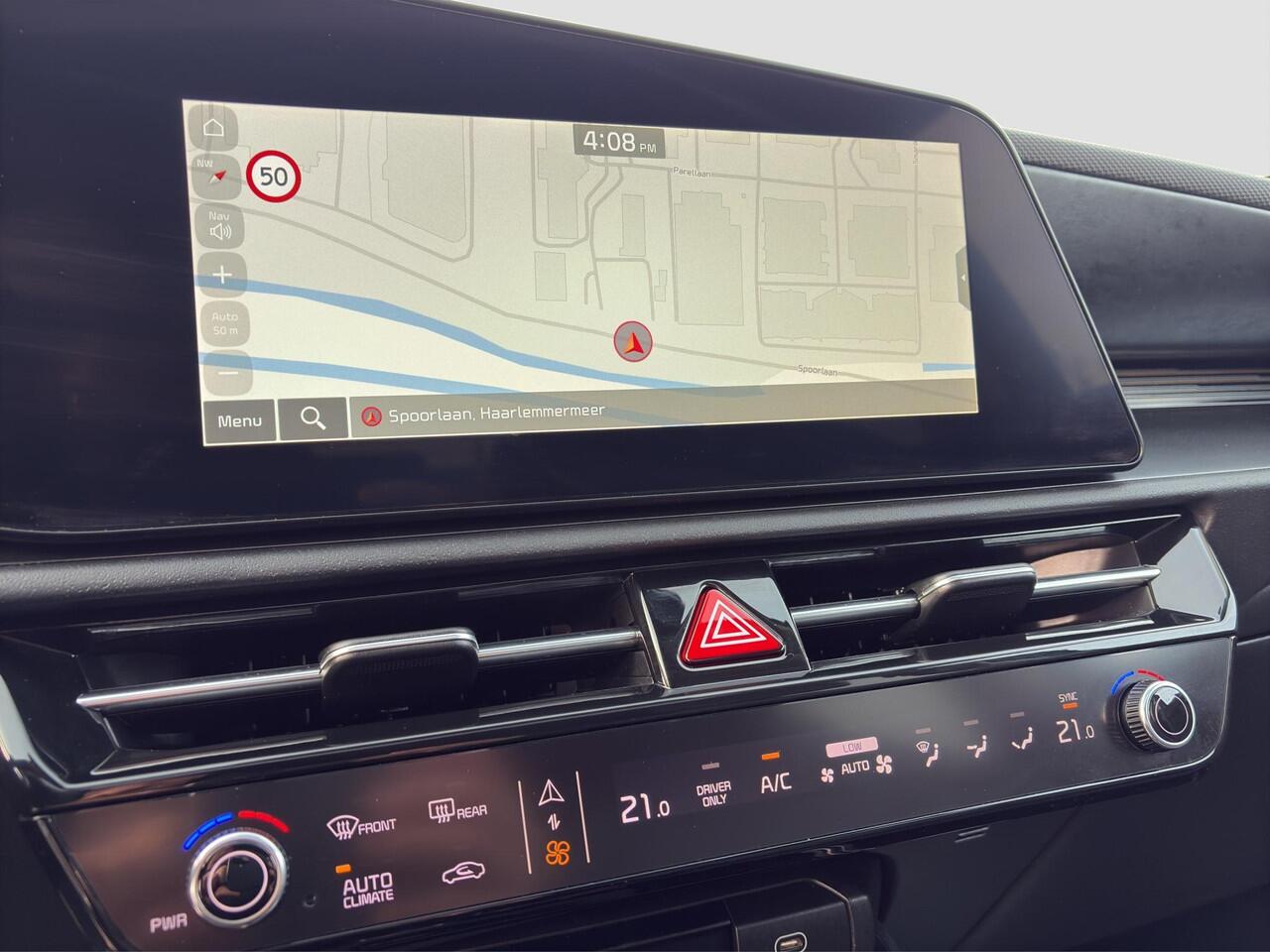 KIA Niro 1.6 GDi Hybrid DynamicPlusLine HUD | Leder | Stoel- en Stuurverwarming | Adapt. Cruise | Schuif/Kanteldak | Elektr. Achterklep |