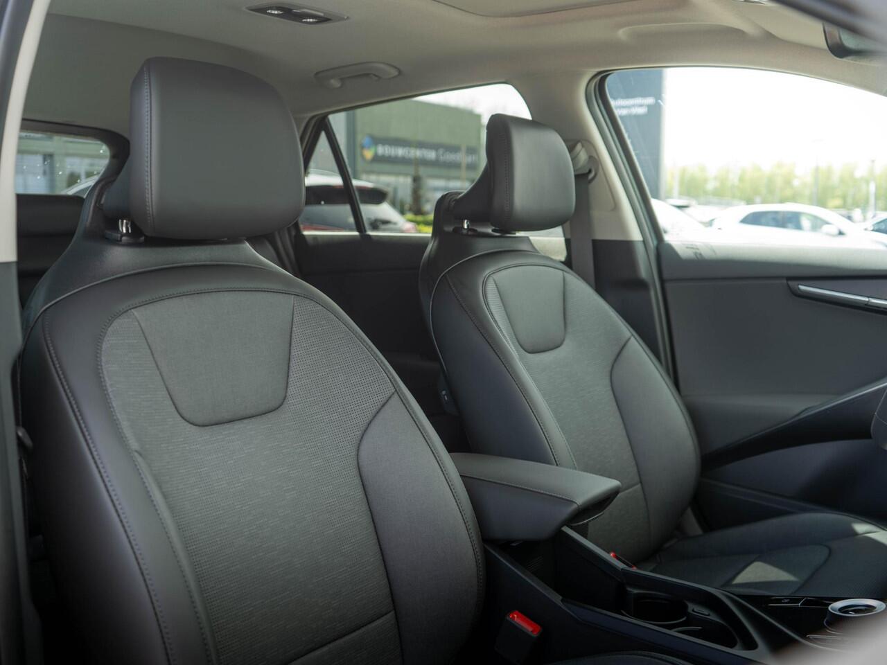 KIA Niro 1.6 GDi Hybrid ExecutiveLine | Op voorraad direct leverbaar | Schuifdak | Harman kardon | Stoelverwarming+Koeling | Head Up