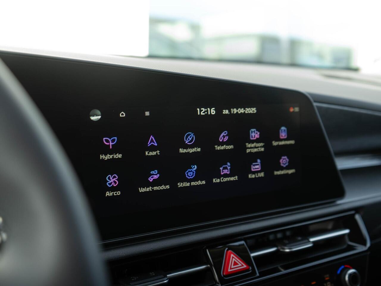 KIA Niro 1.6 GDi Hybrid ExecutiveLine | Stoel ventilatie | Schuifkanteldak | Harman en kardon |