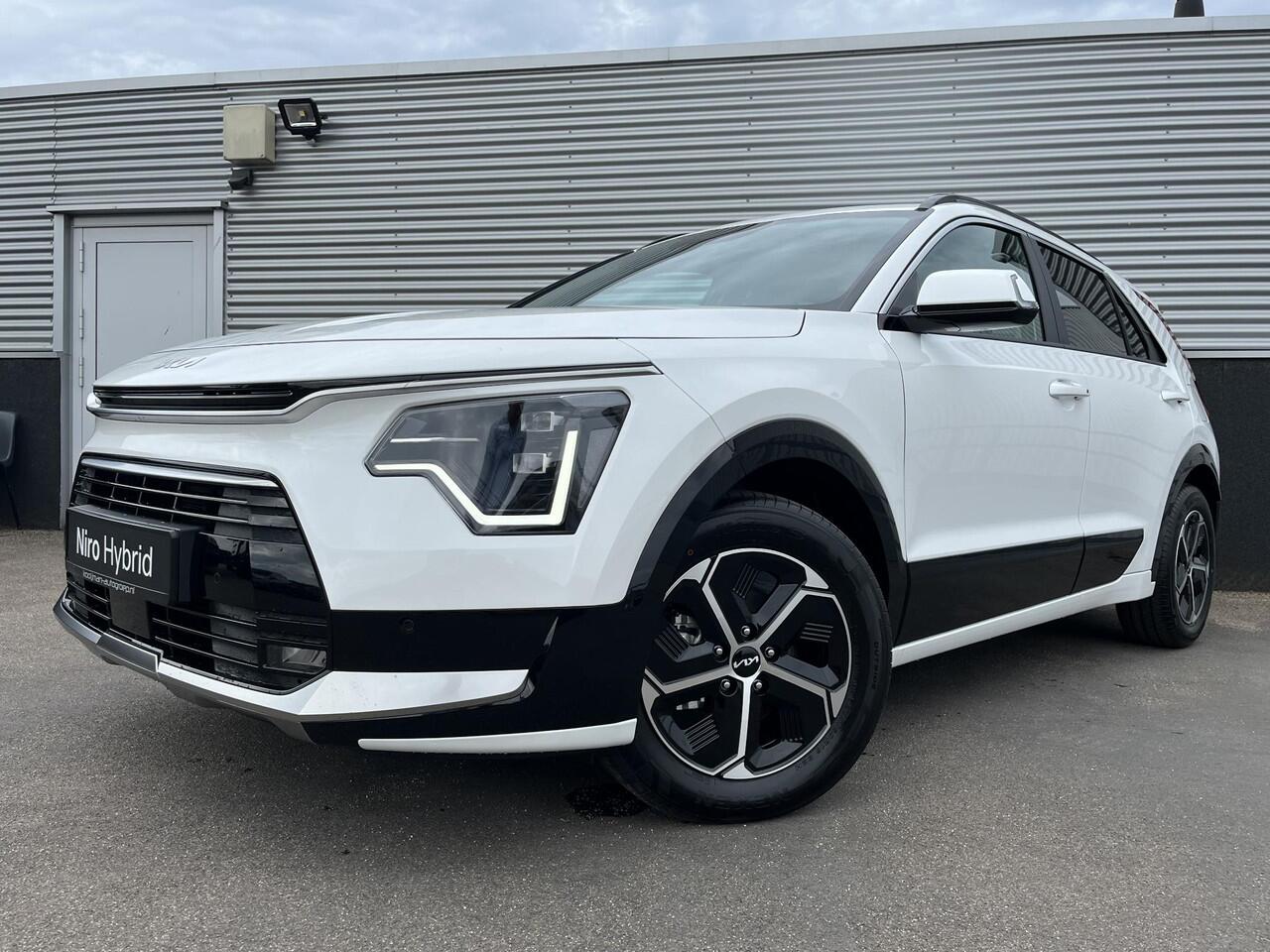 KIA Niro 1.6 GDi Hybrid DynamicPlusLine ¤4396 Voordeel! ACTIEPRIJS! Direct & Nieuw uit voorraad leverbaar. Meerdere kleuren snel leverbaar