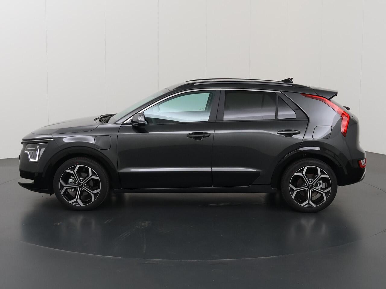 KIA Niro 1.6 GDi PHEV DynamicPlusLine Edition | 18" lichtmetalen velgen | Elektrisch verstelbare bestuurdersstoel | Stoel/Stuurwielverwarming | LED Koplampen | Elektrisch bedienbare achterklep |