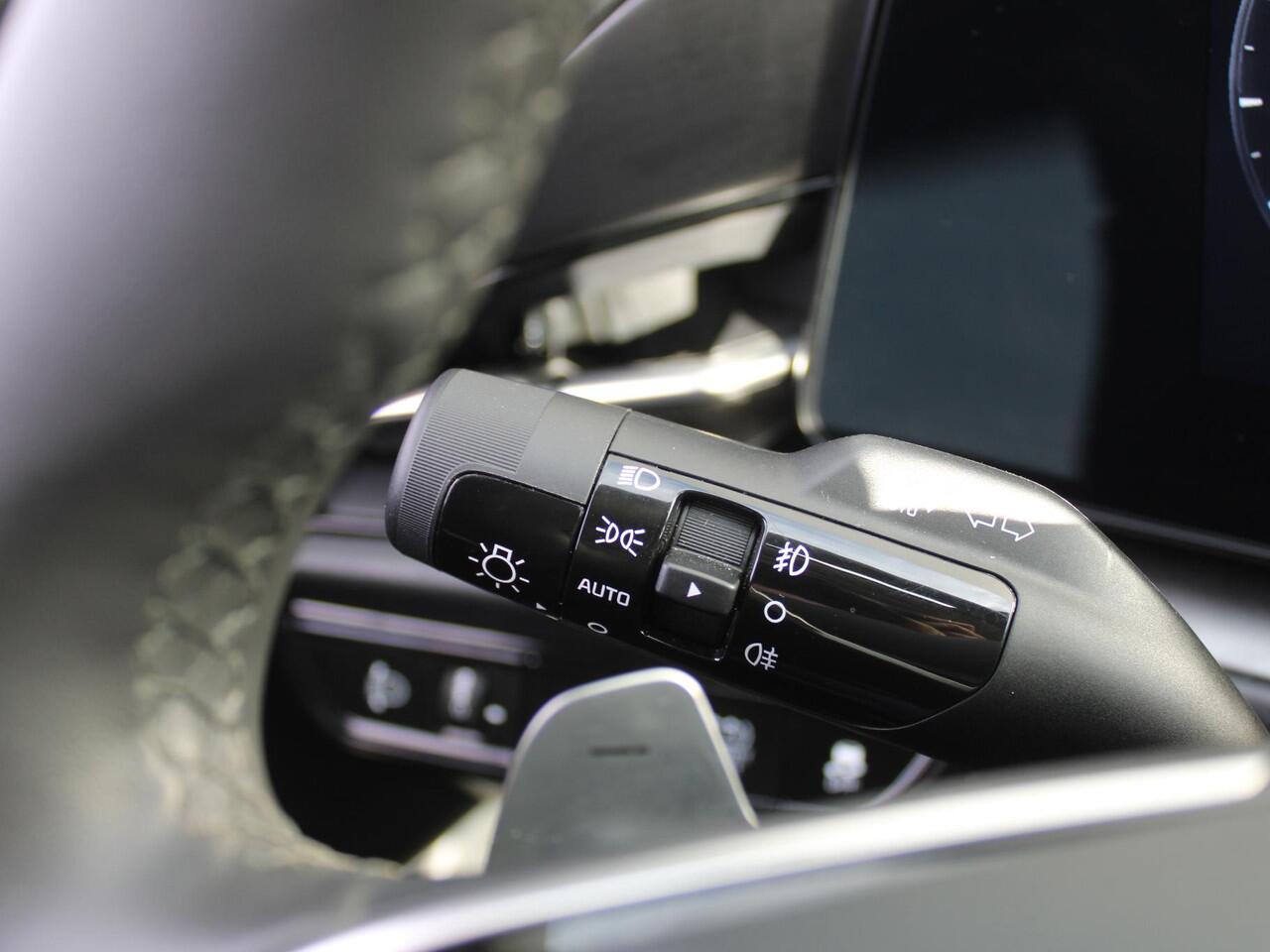 KIA Niro 1.6 GDi Hybrid DynamicLine | Camera | Cruise adapt. | Clima | 16" LM | Navi | Keyless | Apple Carplay/Android Auto |