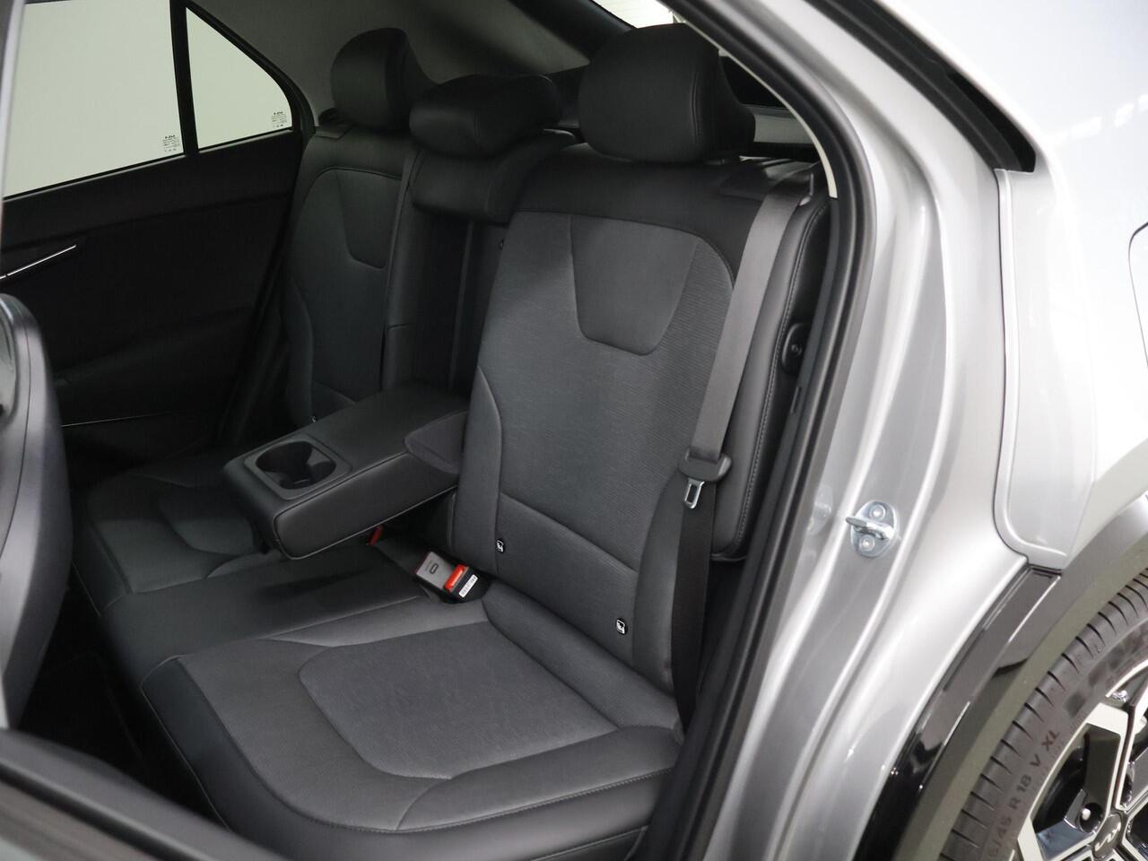 KIA Niro 1.6 GDi Hybrid ExecutiveLine | Panoramadak | Stoelverwarming | Dodehoekdetectie | Harman/kardon | Parkeercamera |