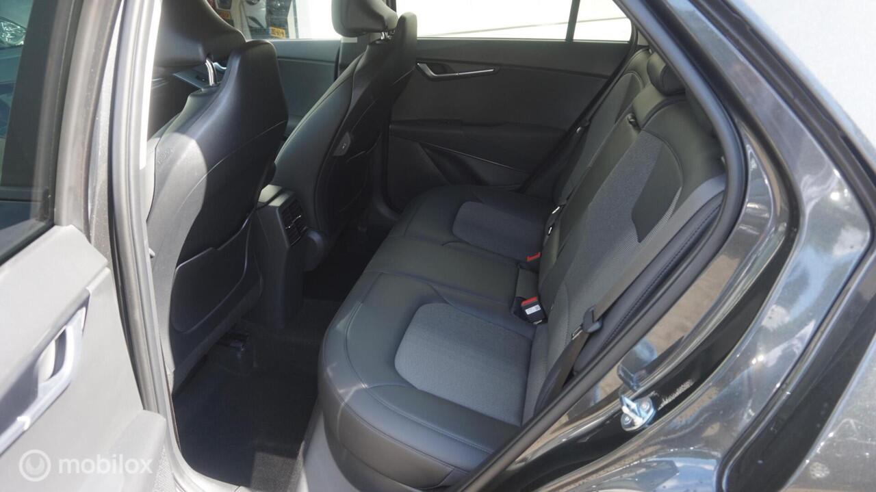 KIA Niro 1.6 GDi PHEV DCT6 Automaat | Navigatie | Adapt Cruise | PDC V+A | LED