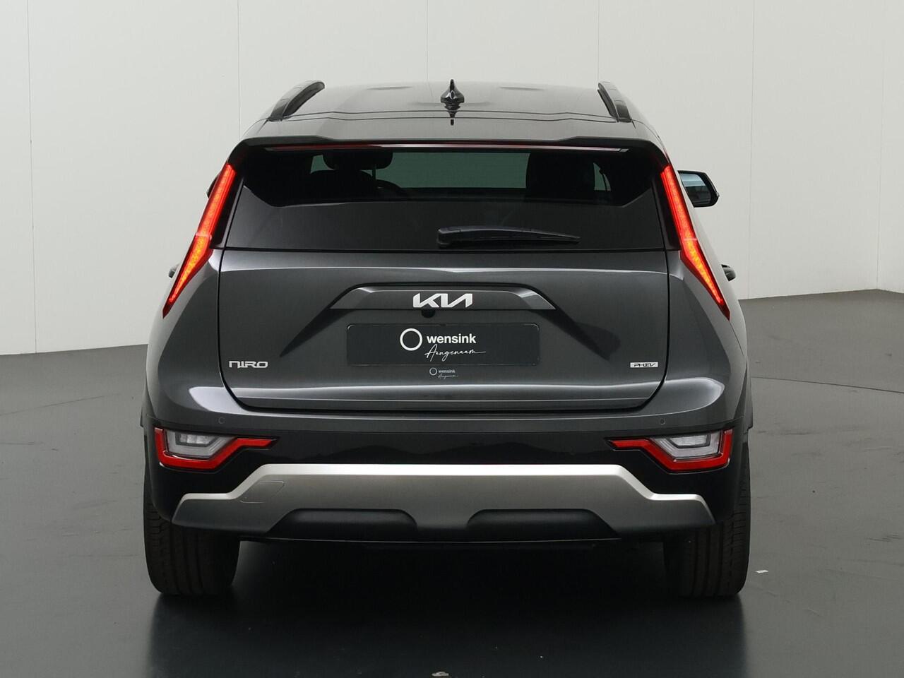 KIA Niro 1.6 GDi PHEV DynamicPlusLine Edition | 18" lichtmetalen velgen | Elektrisch verstelbare bestuurdersstoel | Stoel/Stuurwielverwarming | LED Koplampen | Elektrisch bedienbare achterklep |