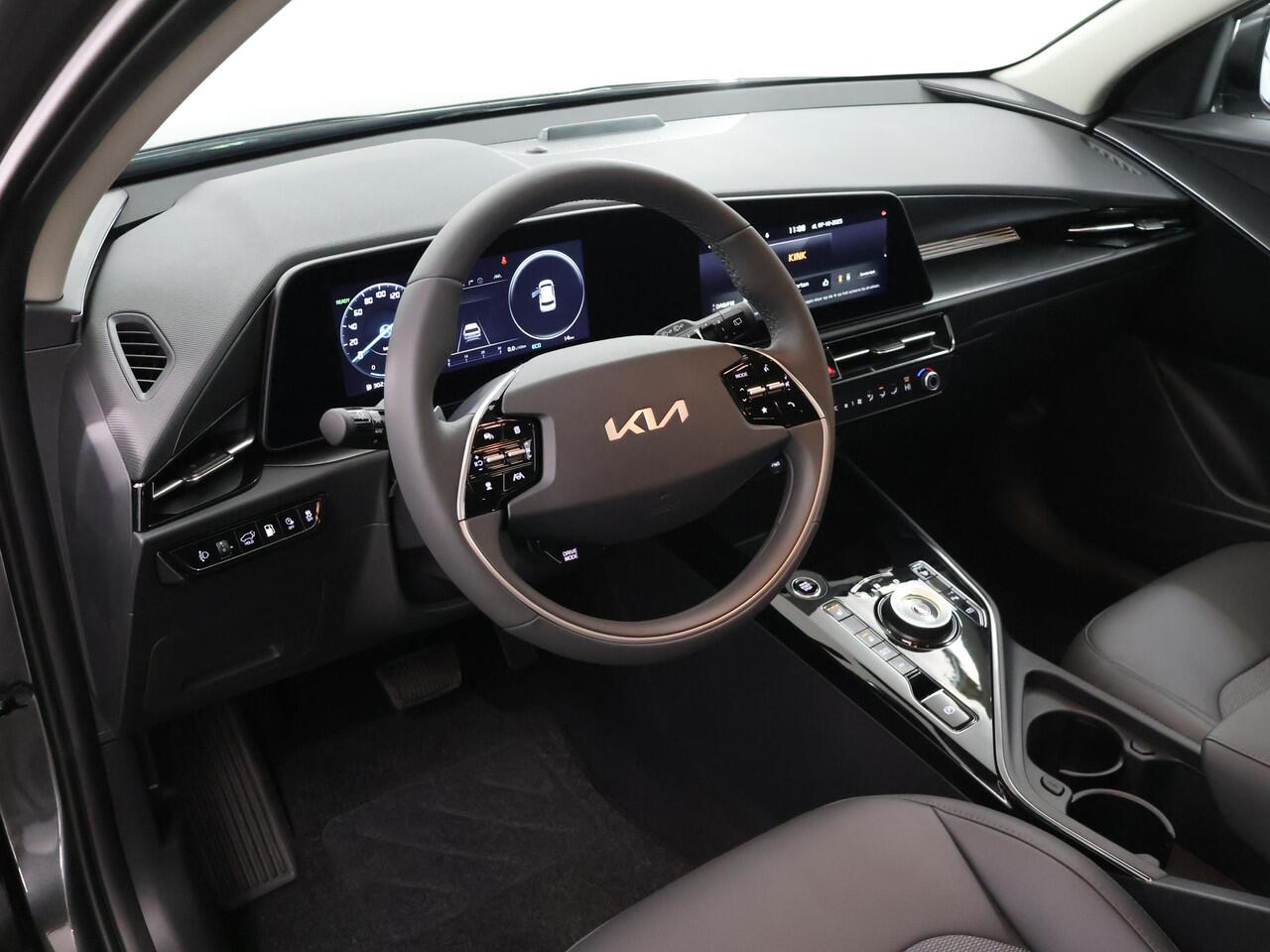 KIA Niro 1.6 GDi PHEV DynamicPlusLine Edition | 18" lichtmetalen velgen | Elektrisch verstelbare bestuurdersstoel | Stoel/Stuurwielverwarming | LED Koplampen | Elektrisch bedienbare achterklep |