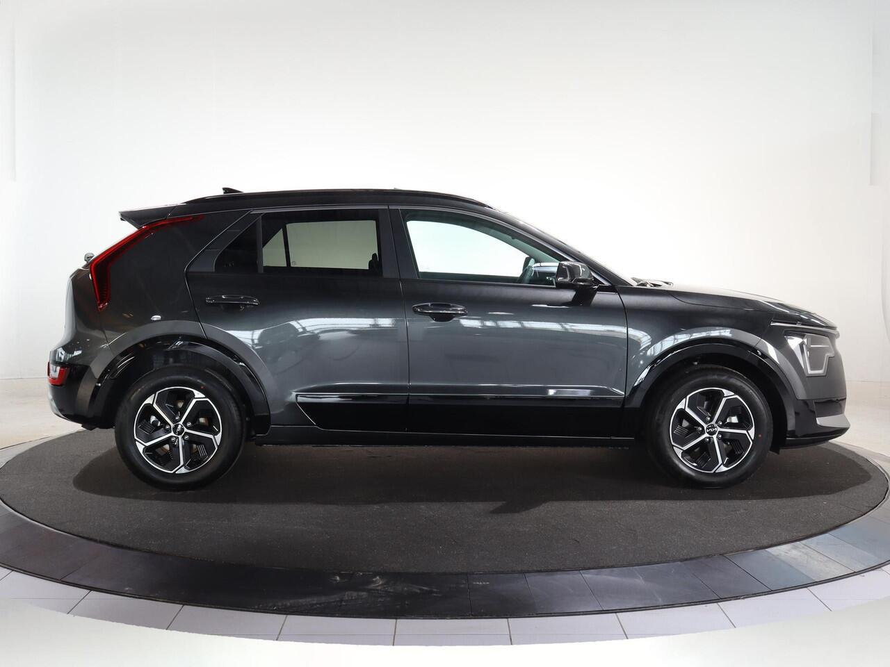 KIA Niro 1.6 GDi Hybrid DynamicPlusLine | Panoramadak | Stoel/Stuurwielverwarming | Head-Up Display | Dodehoek detectie