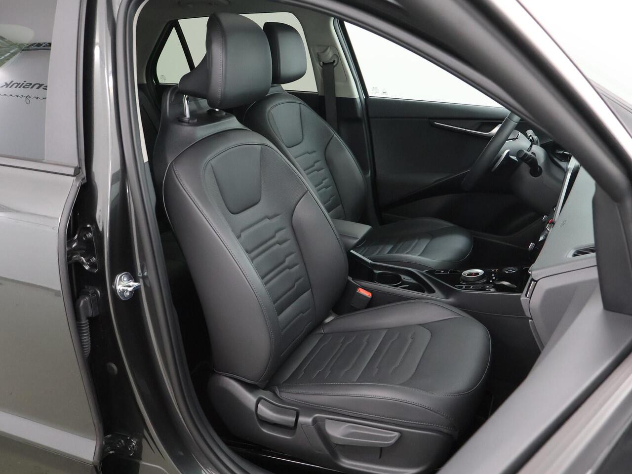 KIA Niro 1.6 GDi PHEV DynamicPlusLine | Panoramadak | Navigatie | Adaptieve cruise control | HUD | Stoelverwarming | Apple Carplay/Android Auto |