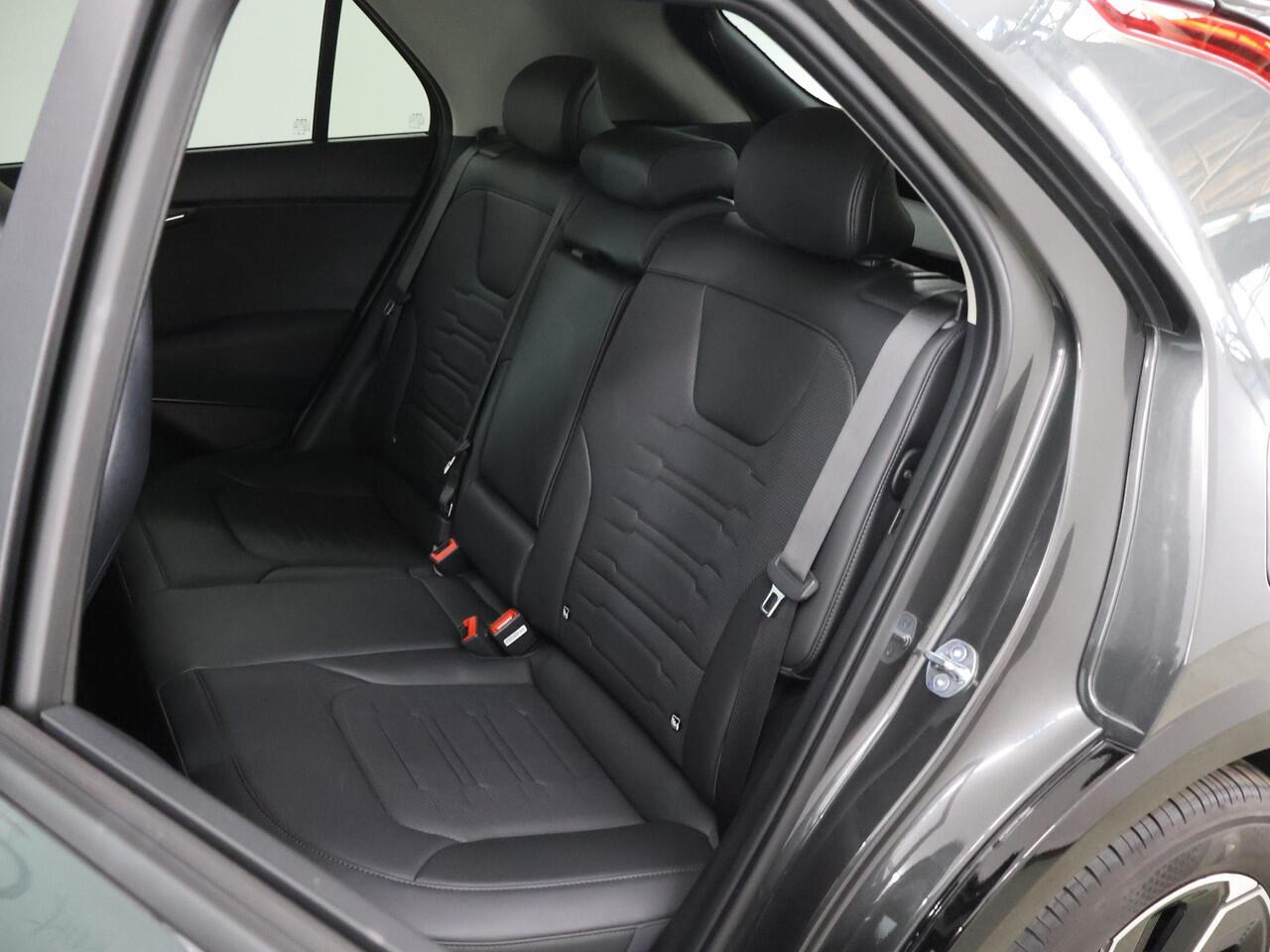 KIA Niro 1.6 GDi PHEV DynamicPlusLine | Panoramadak | Navigatie | Adaptieve cruise control | HUD | Stoelverwarming | Apple Carplay/Android Auto |